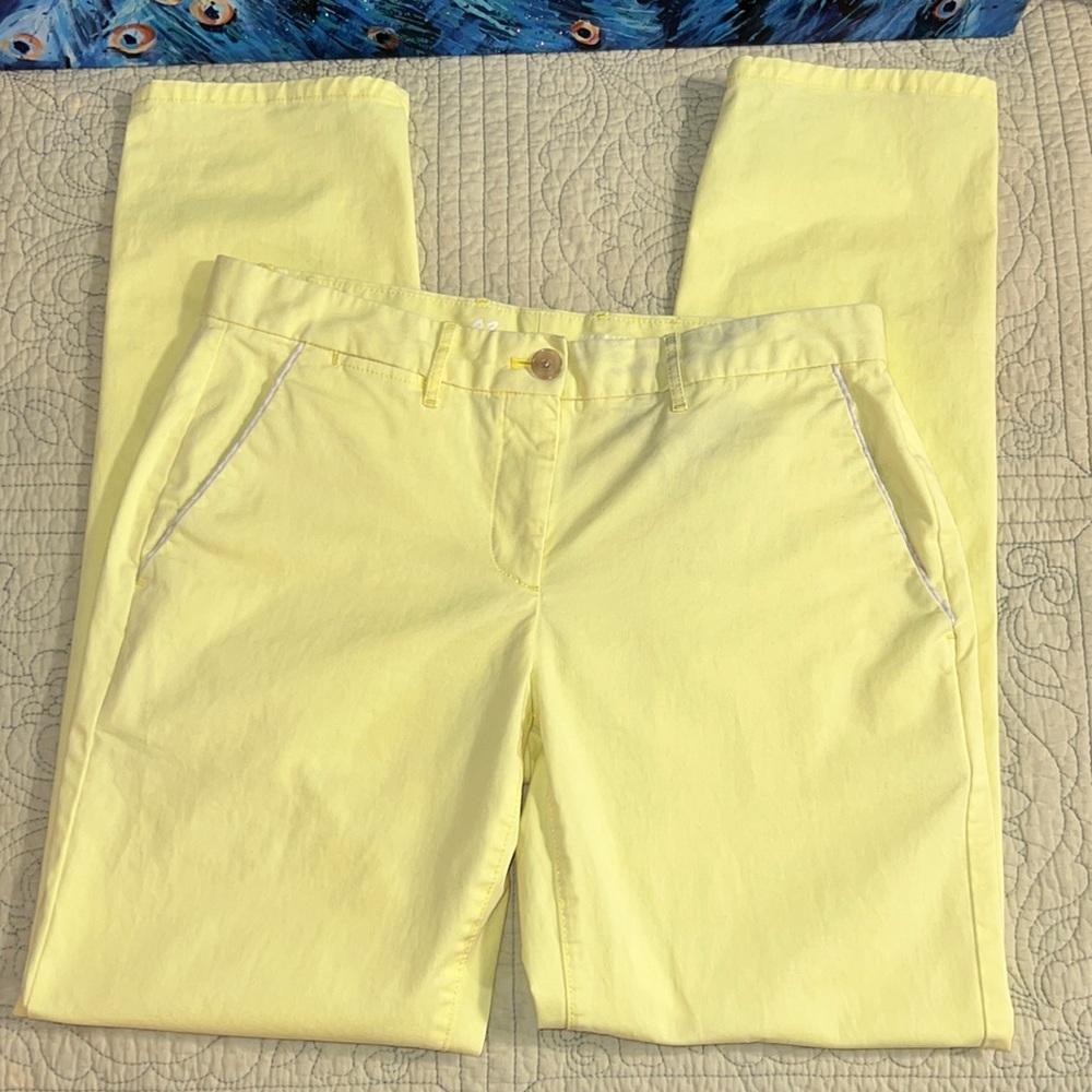 Gap Broken In Straight Size 02 Yellow Khakis